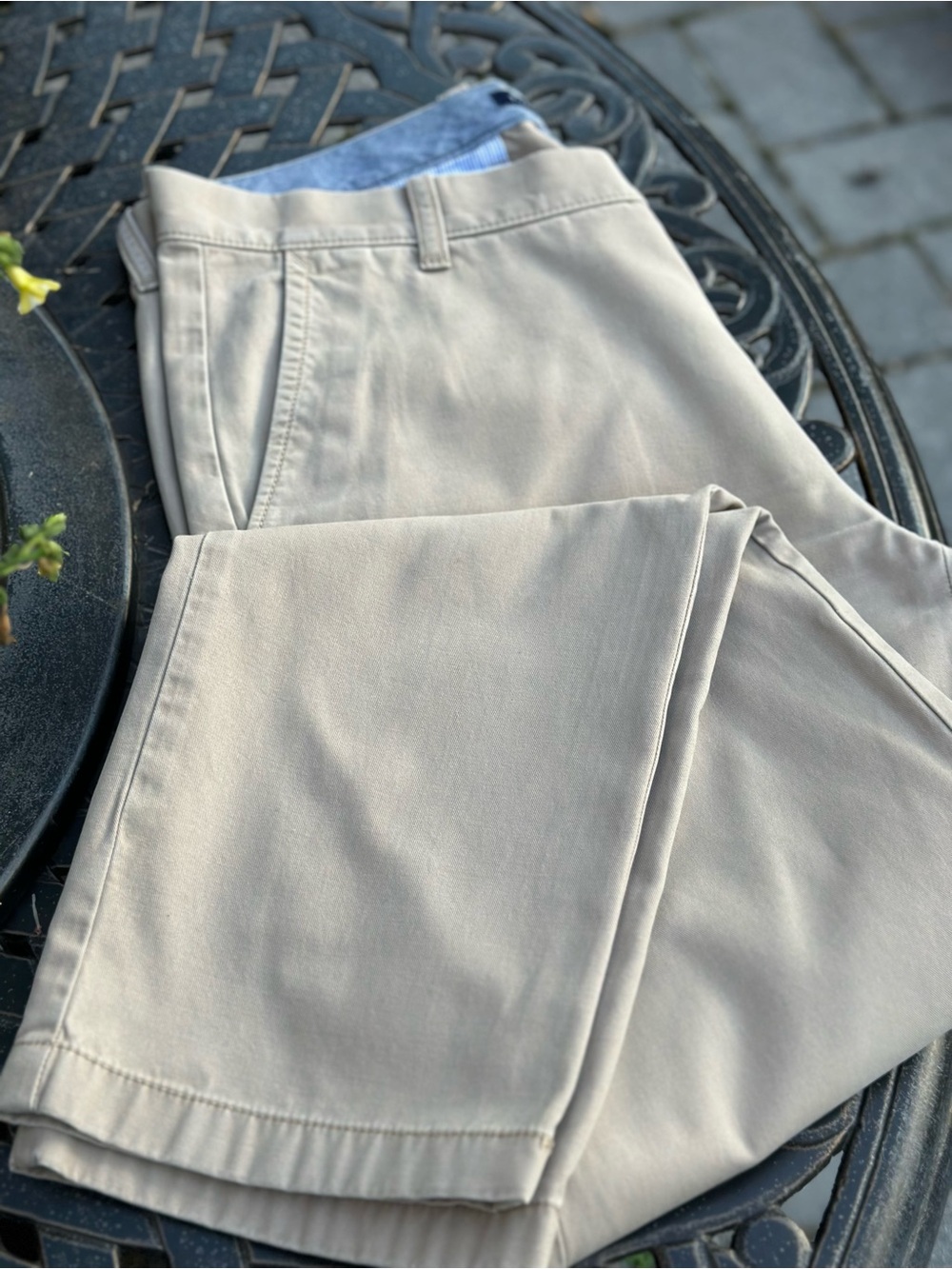 Tommy Hilfiger Mens 32x34 Khaki Chino Pants Classic Fit Tan